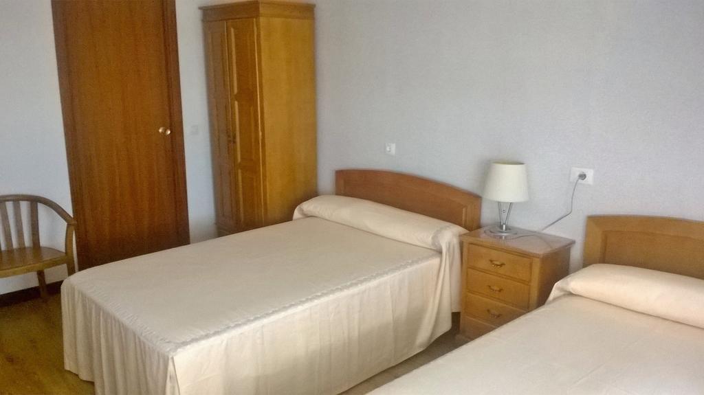 Hostal El Cairo Ферроль Екстер'єр фото