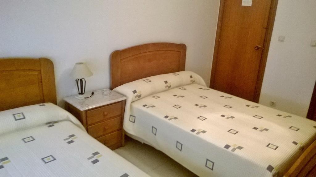 Hostal El Cairo Ферроль Екстер'єр фото