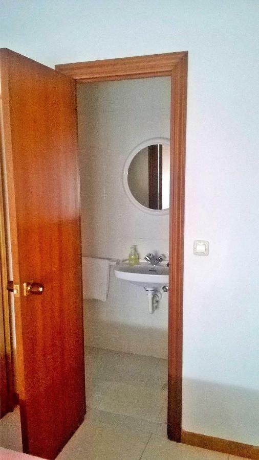 Hostal El Cairo Ферроль Екстер'єр фото