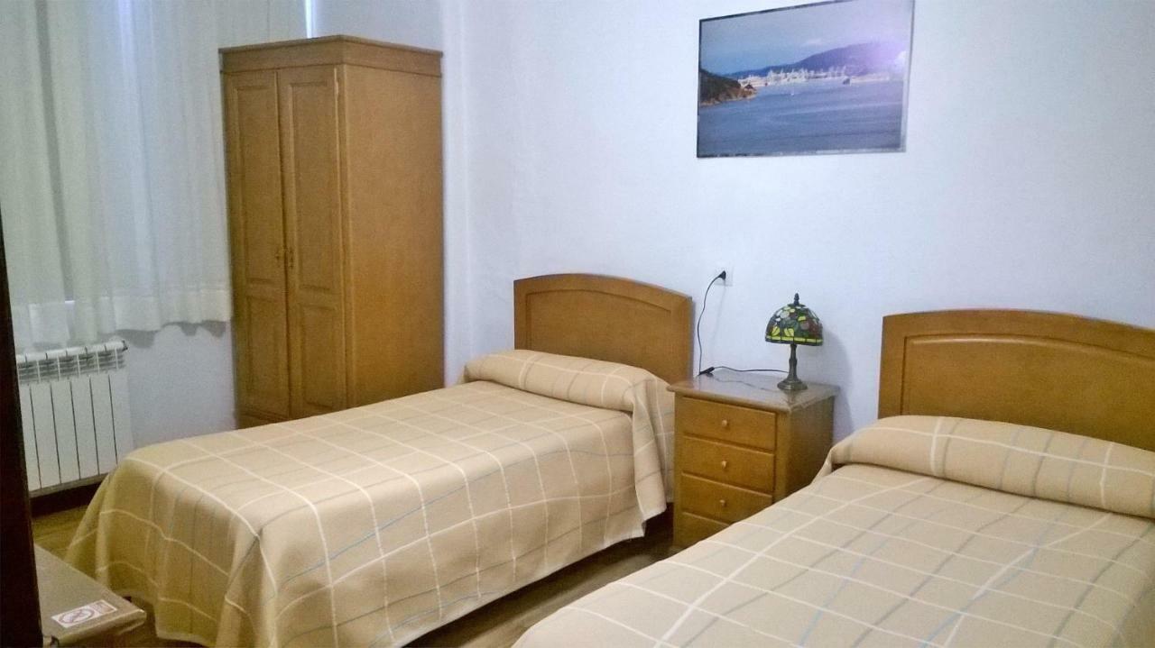Hostal El Cairo Ферроль Екстер'єр фото